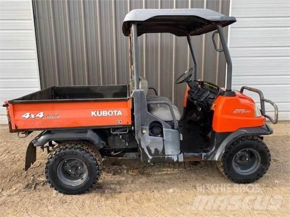 Kubota RTV900 Visureigiai