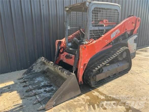 Kubota SVL75 Krautuvai su šoniniu pasukimu