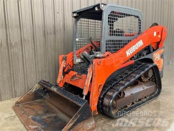 Kubota SVL75 Krautuvai su šoniniu pasukimu