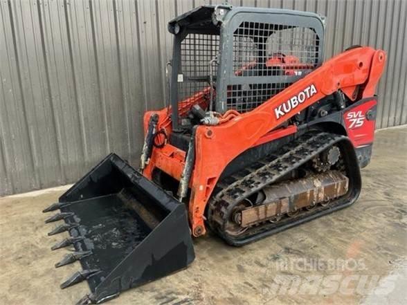 Kubota SVL75 Krautuvai su šoniniu pasukimu