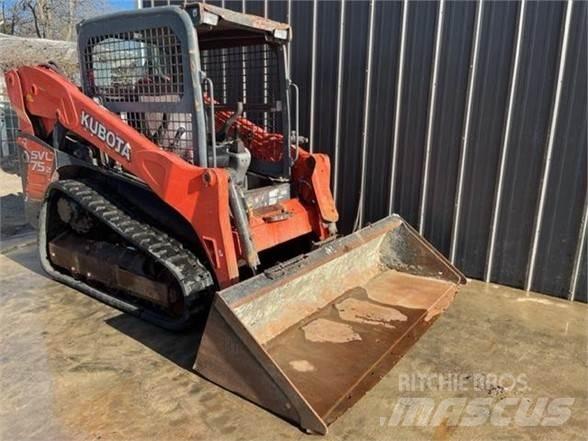 Kubota SVL75-2 Krautuvai su šoniniu pasukimu