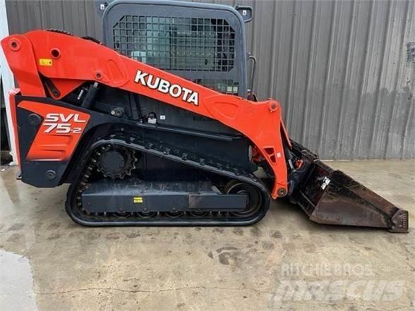 Kubota SVL75-2 Krautuvai su šoniniu pasukimu