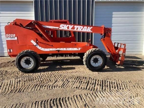 SkyTrak 5028 Teleskopiniai krautuvai