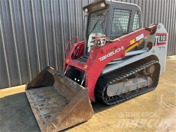 Takeuchi TL10 Krautuvai su šoniniu pasukimu