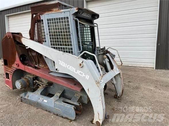 Takeuchi TL150 Krautuvai su šoniniu pasukimu