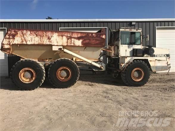 Terex TA27 Karjeriniai savivarčiai