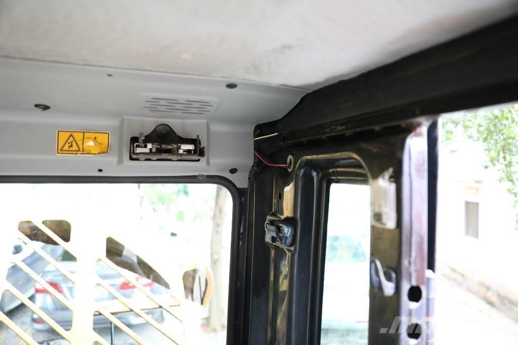 CAT 307 D Vikšriniai ekskavatoriai