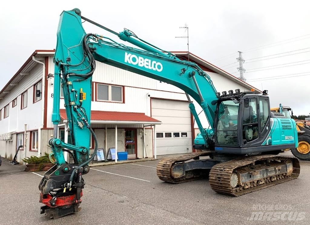 Kobelco SK210LC-10 Vikšriniai ekskavatoriai