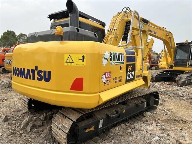 Komatsu PC130 Vikšriniai ekskavatoriai
