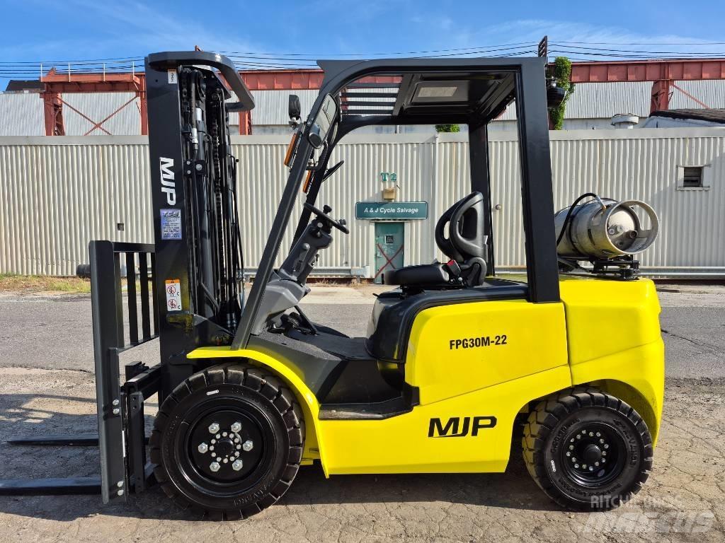  MJP FPG30M-22 Šakiniai krautuvai - Kita