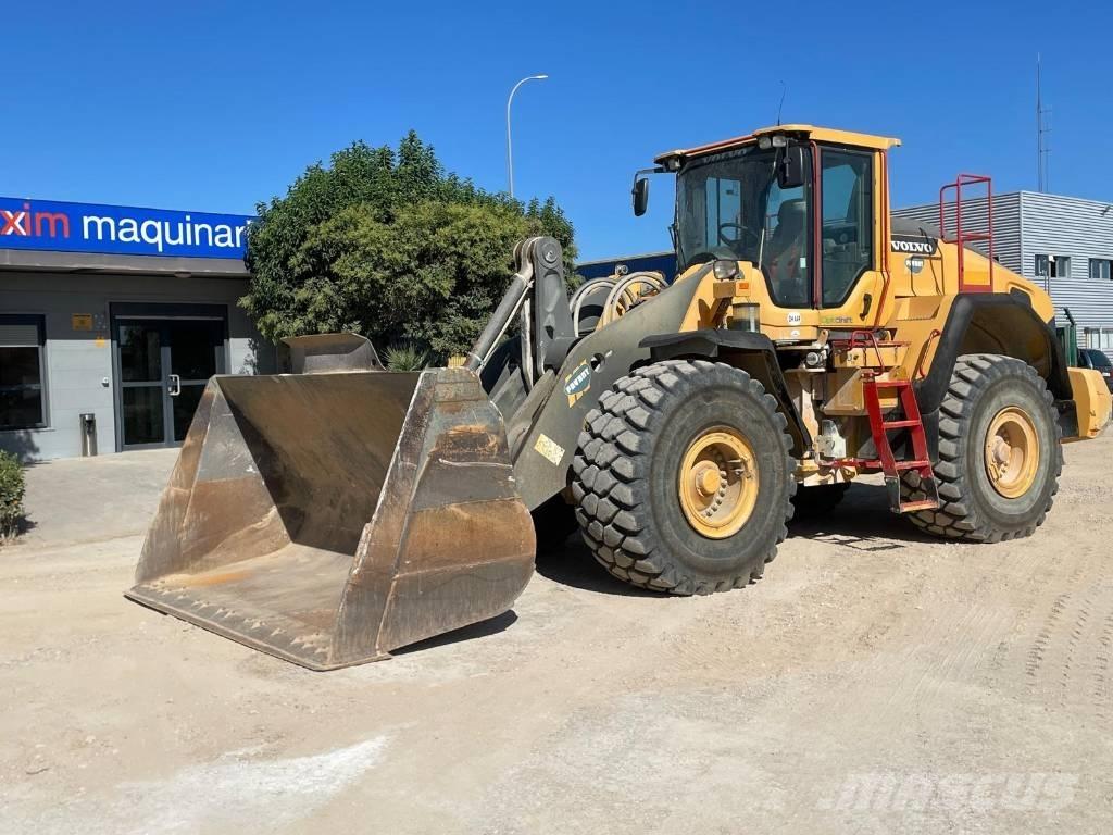 Volvo L 180 H Naudoti ratiniai krautuvai