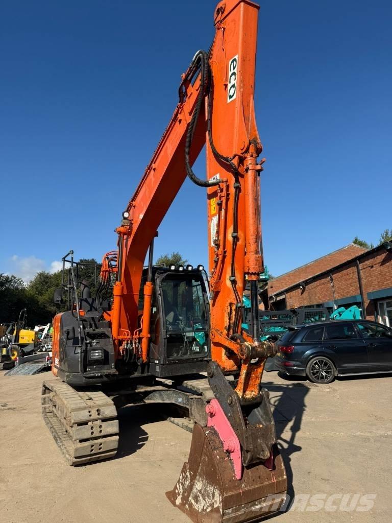 Hitachi ZX 130-6 Vikšriniai ekskavatoriai