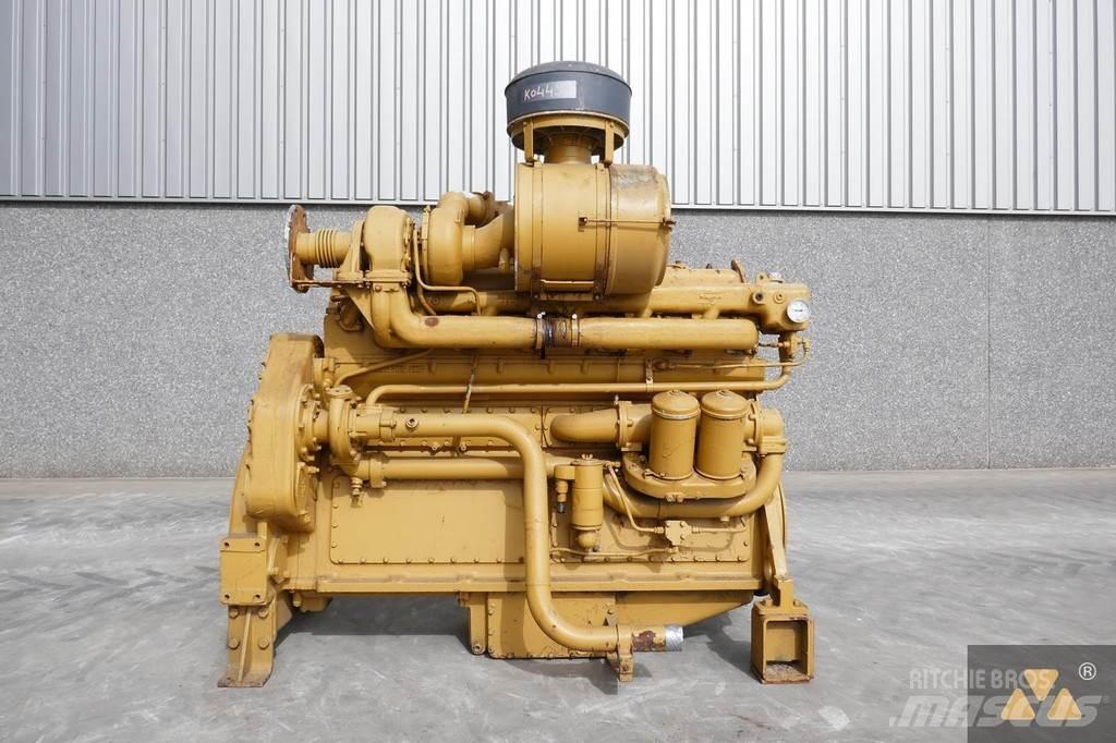 CAT D353E Varikliai