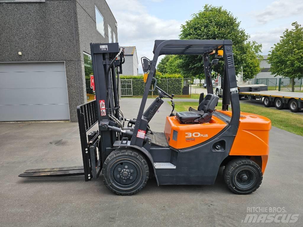 Doosan D 30 G Dyzeliniai krautuvai