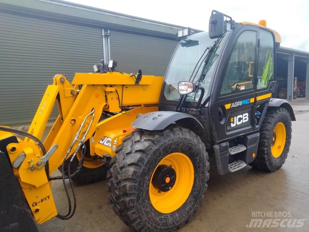 JCB 542-70 Teleskopiniai krautuvai žemės ūkiui
