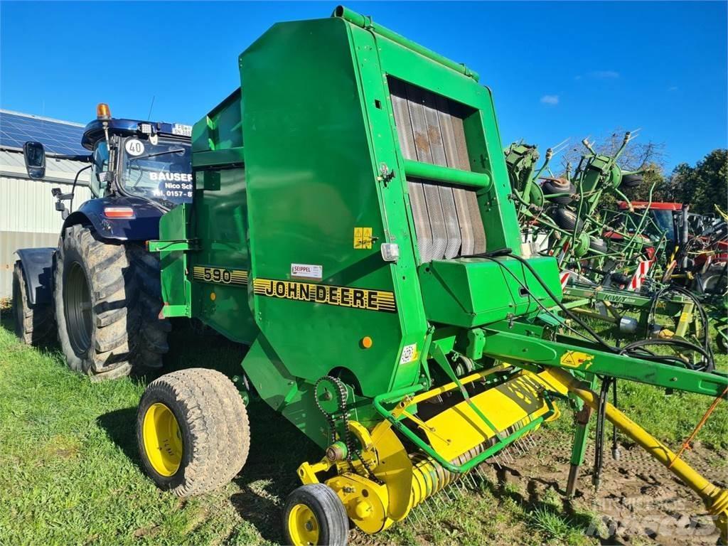 John Deere 590 Ritinių presai