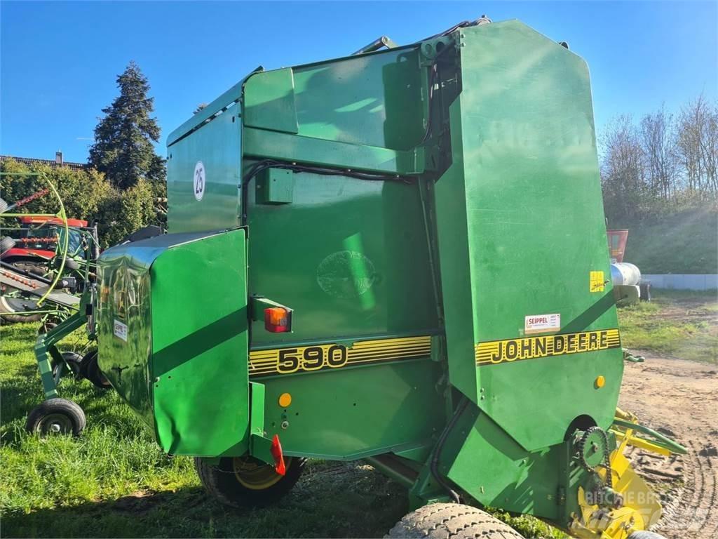 John Deere 590 Ritinių presai
