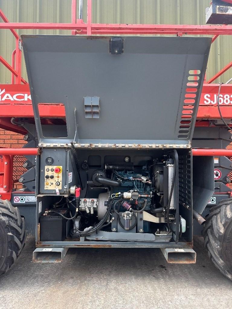 SkyJack SJ 6832 RT Žirkliniai keltuvai