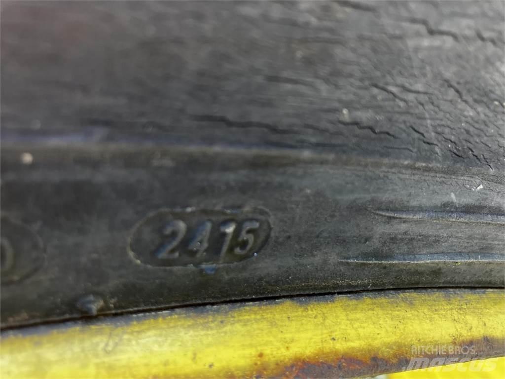 Petlas 520/85R46 Padangos, ratai ir ratlankiai