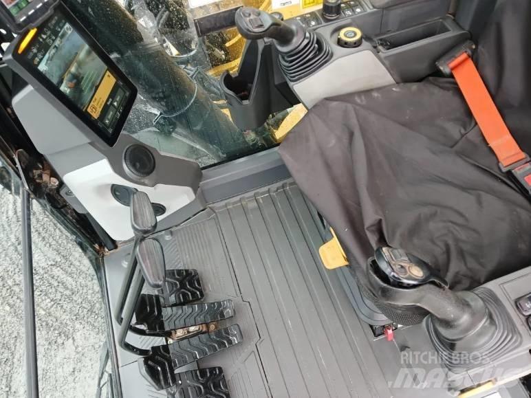 CAT 320 Vikšriniai ekskavatoriai
