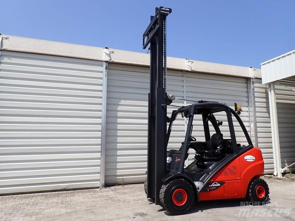 Linde H30D Dyzeliniai krautuvai