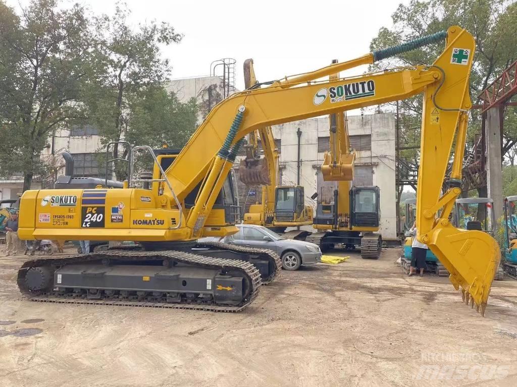 Komatsu PC240-8 Vikšriniai ekskavatoriai