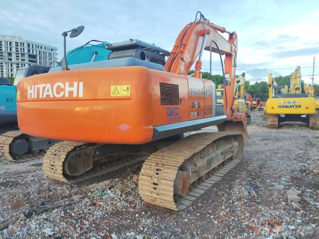 Hitachi ZX 210 Vikšriniai ekskavatoriai