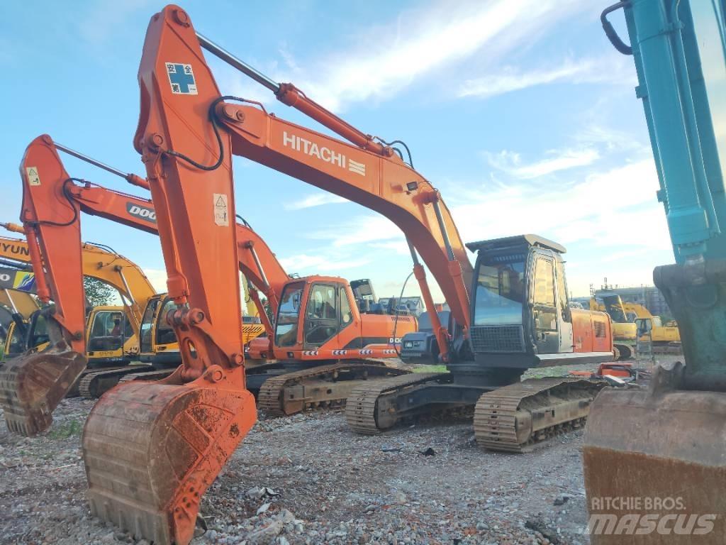 Hitachi ZX 210 Vikšriniai ekskavatoriai