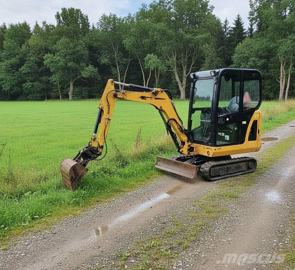 CAT 301.8 C Mini ekskavatoriai < 7 t
