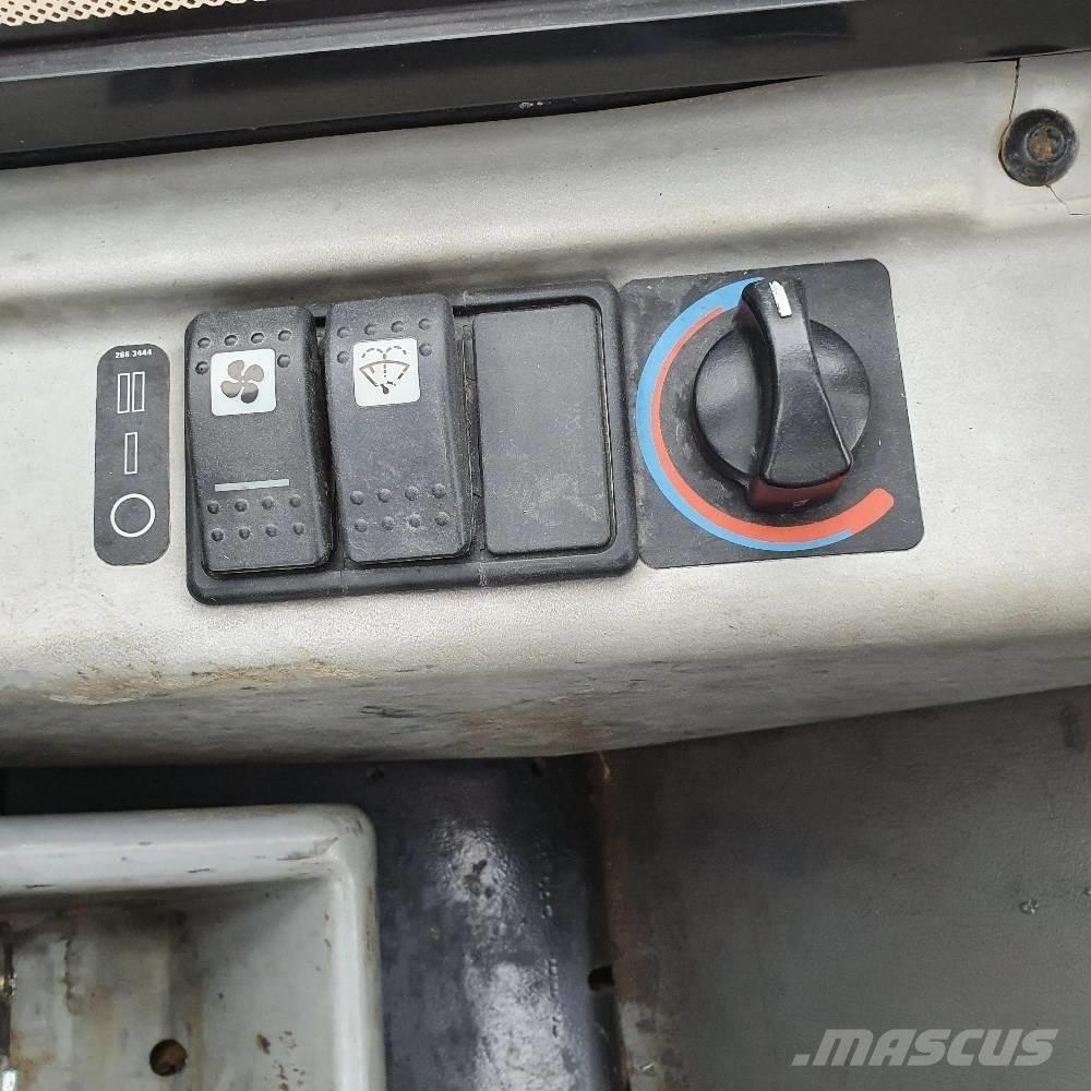 CAT 301.8 C Mini ekskavatoriai < 7 t