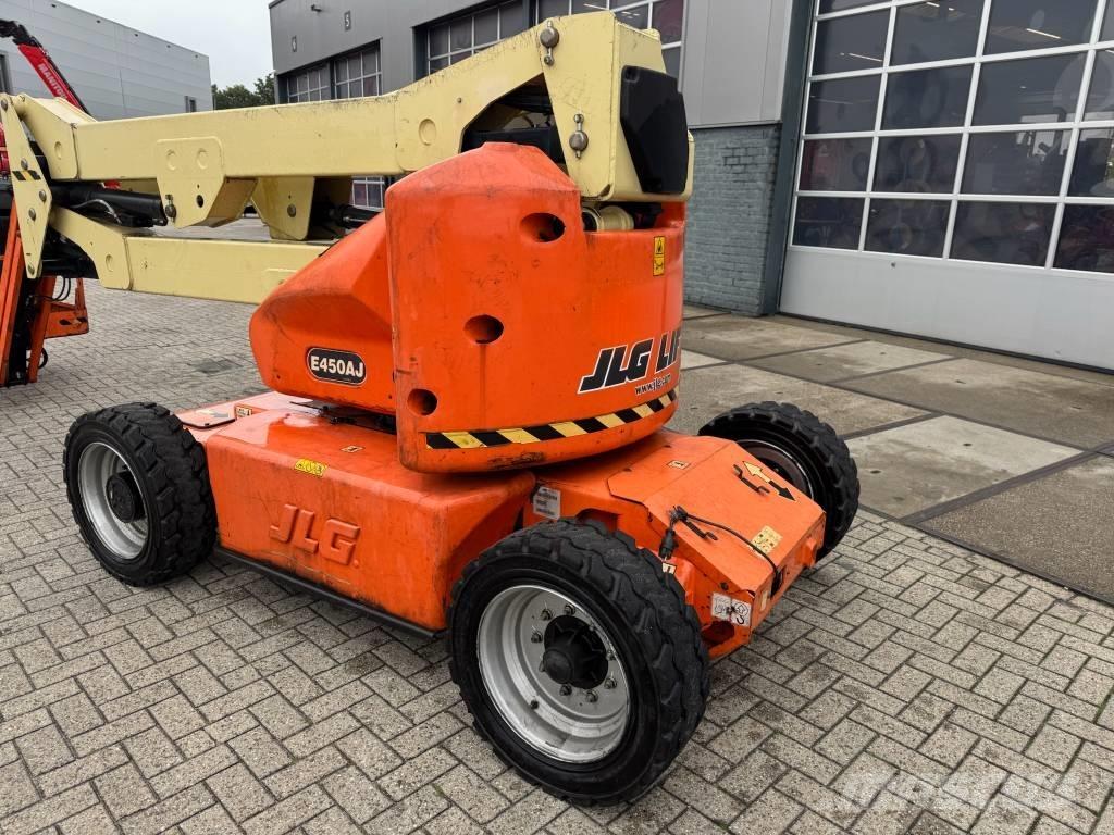 JLG E 450 AJ Alkūniniai keltuvai