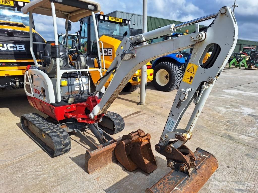 Takeuchi TB216 Mini ekskavatoriai < 7 t