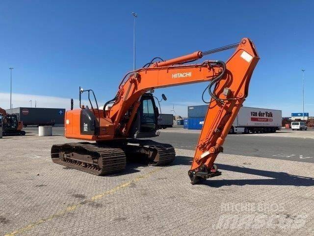 Hitachi ZX225USRLC Vikšriniai ekskavatoriai
