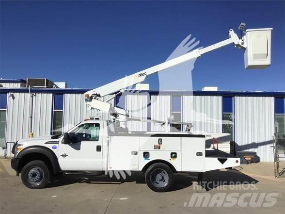 Altec AT200A Ant vilkikų montuojamos kėlimo platformos