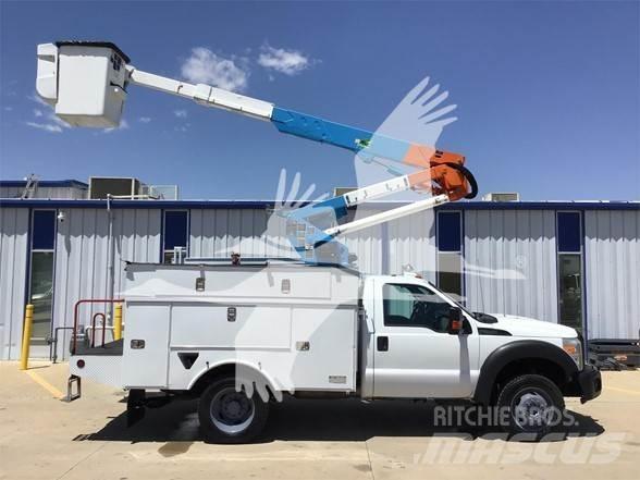 Altec AT37G Ant vilkikų montuojamos kėlimo platformos