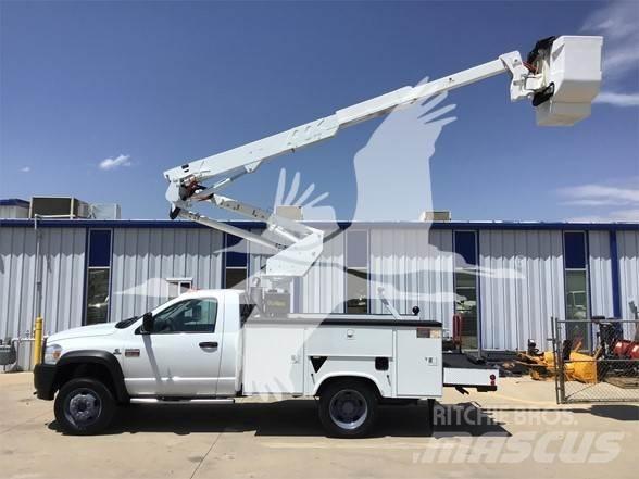 Altec AT37G Ant vilkikų montuojamos kėlimo platformos
