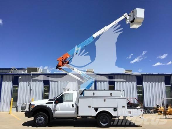 Altec AT37G Ant vilkikų montuojamos kėlimo platformos