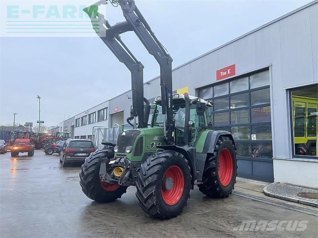 Fendt 820 vario Traktoriai