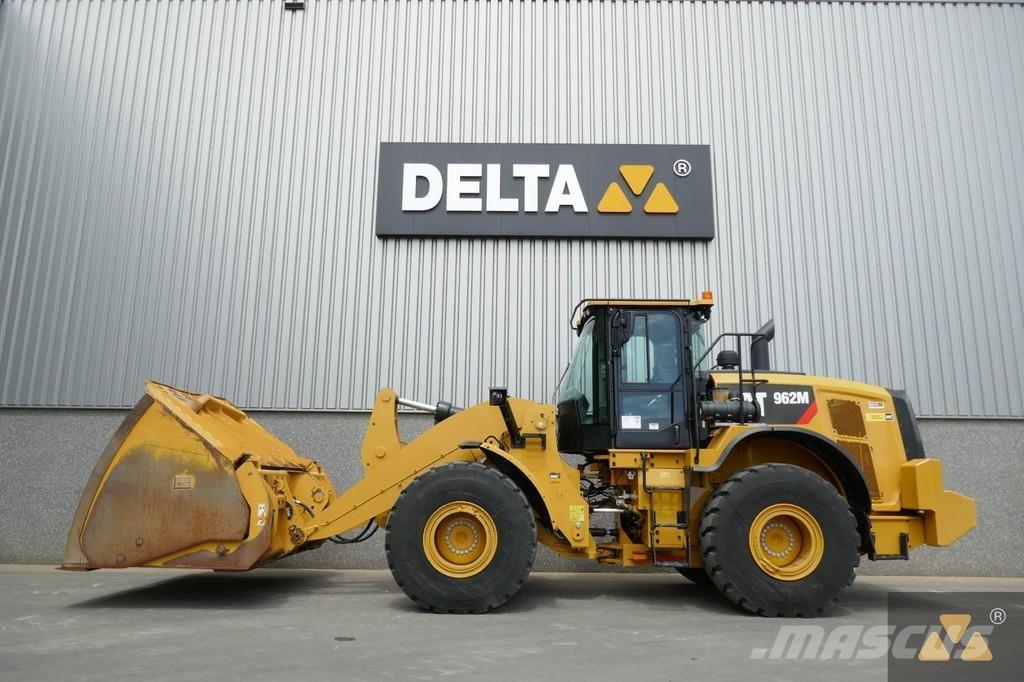 CAT 962M Naudoti ratiniai krautuvai