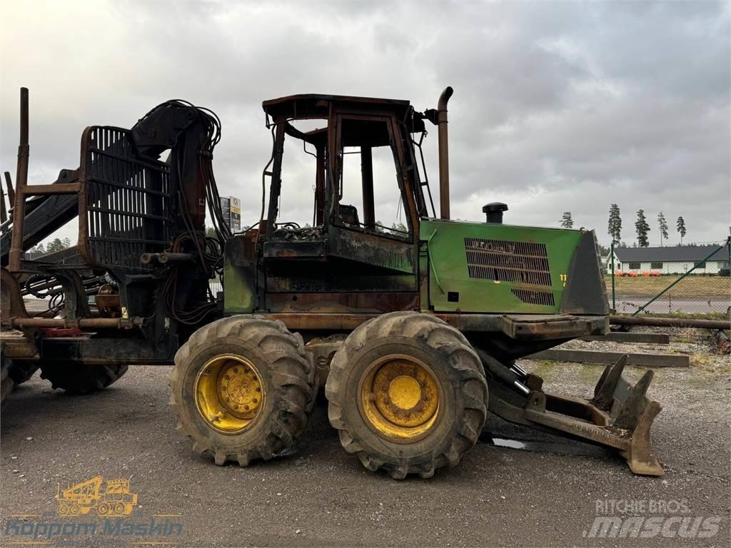 John Deere 1110D Naudoti miškovežiai (Forvarderiai)