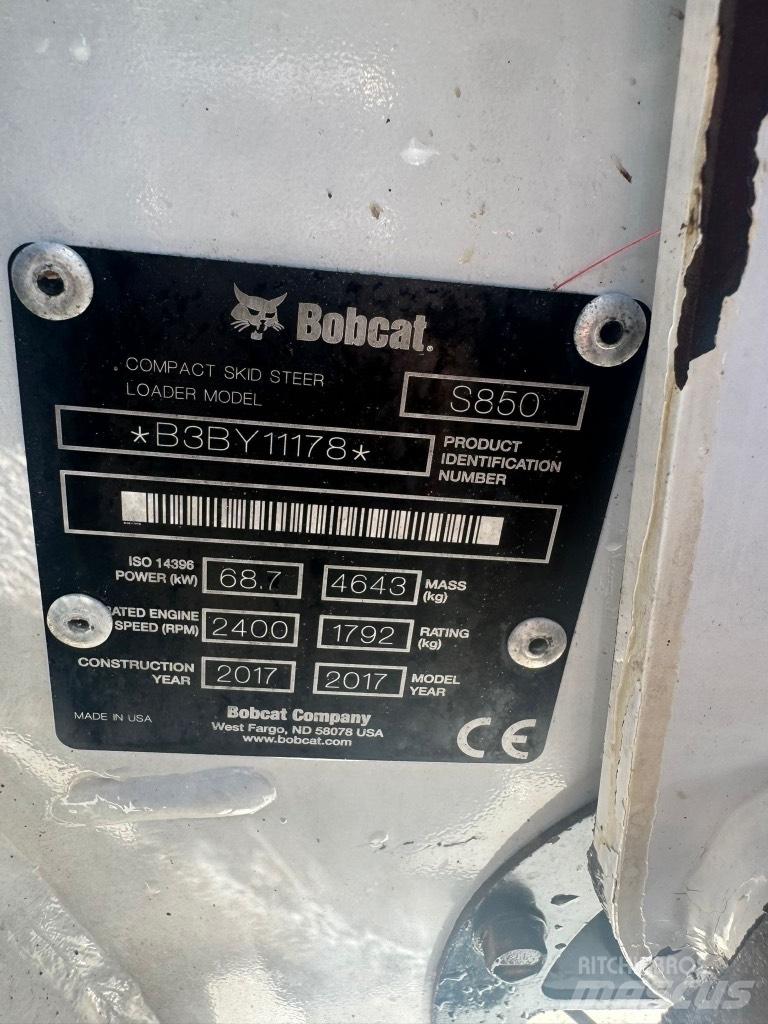 Bobcat S 850 Krautuvai su šoniniu pasukimu