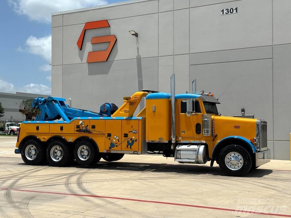 Peterbilt 378 Pagalbos kelyje automobiliai