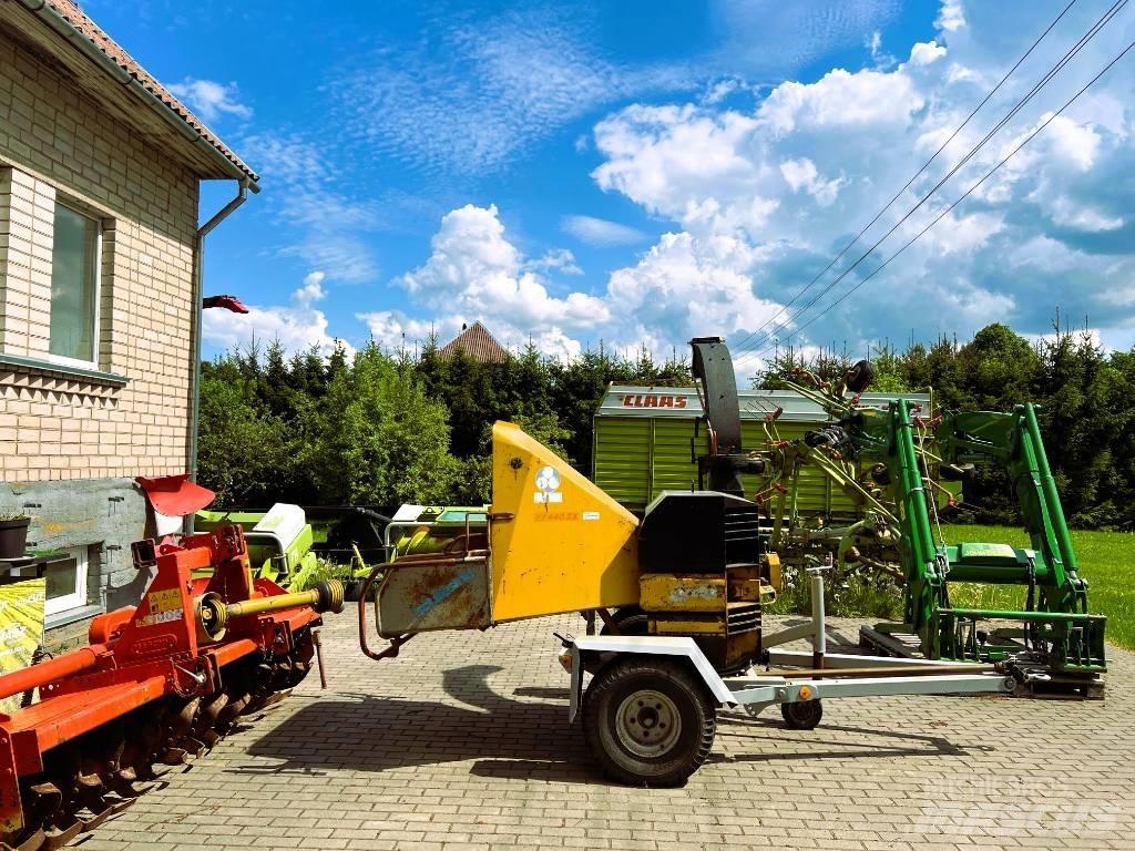 Schliesing 400 ZX Medienos smulkintuvai