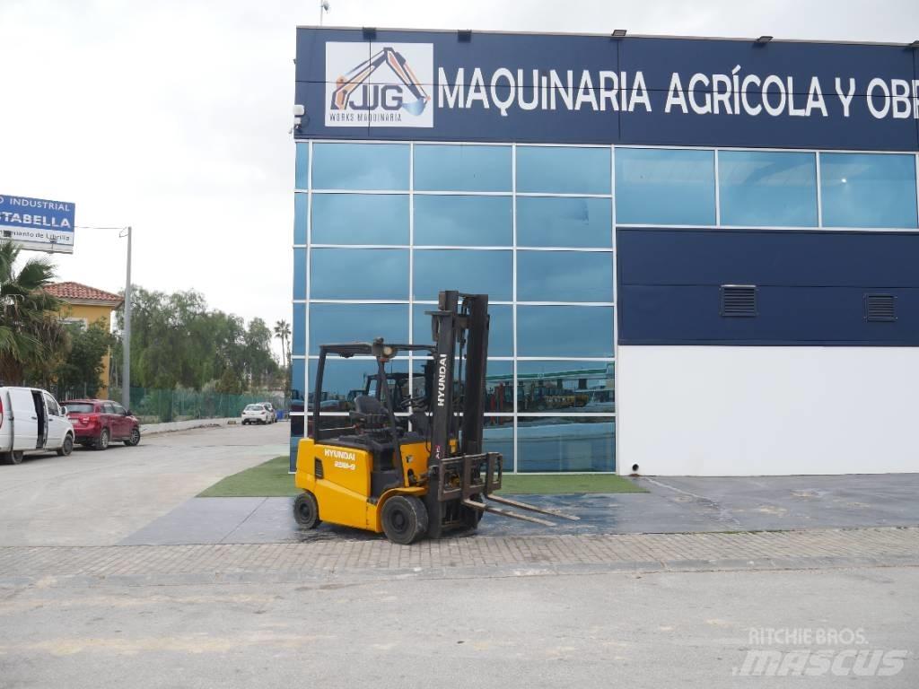 Hyundai 25 BH-9 Elektriniai šakiniai krautuvai