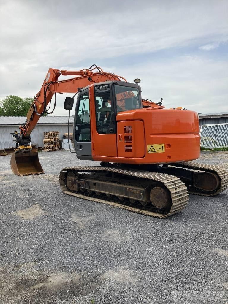 Hitachi ZX 135 Vikšriniai ekskavatoriai