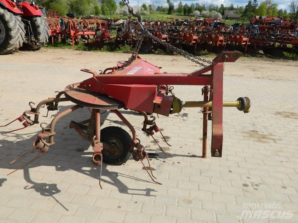JF CR320 Šieno grėbliai ir vartytuvai