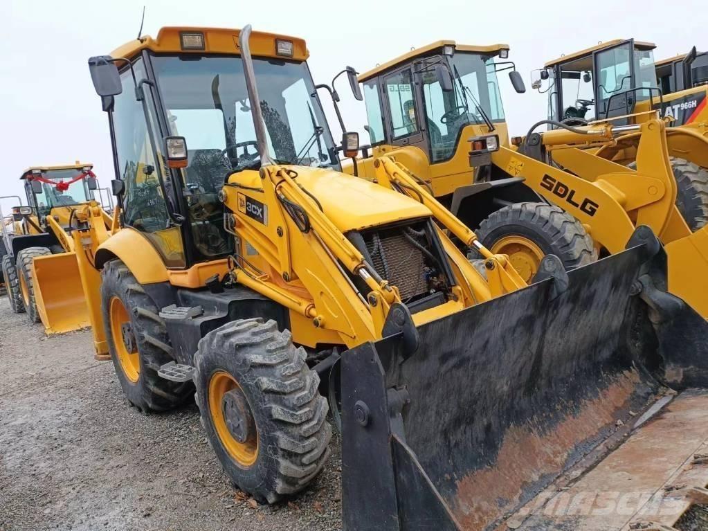 JCB 3 CX Ekskavatoriniai krautuvai