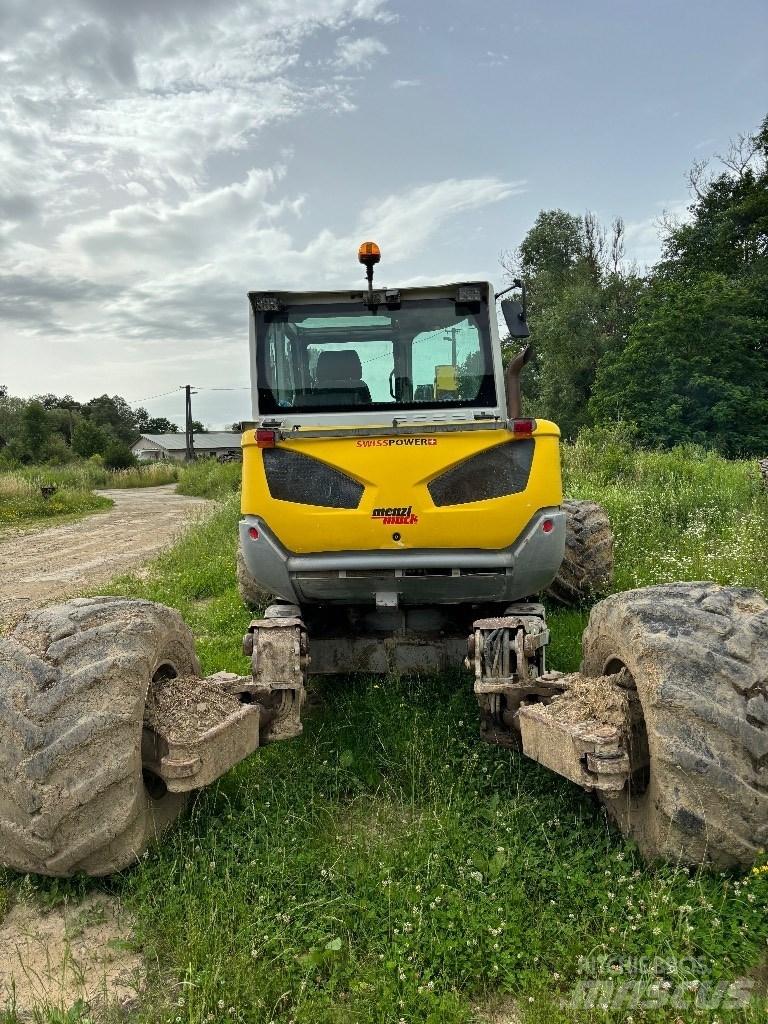 Menzi Muck M 340 Specialūs ekskavatoriai