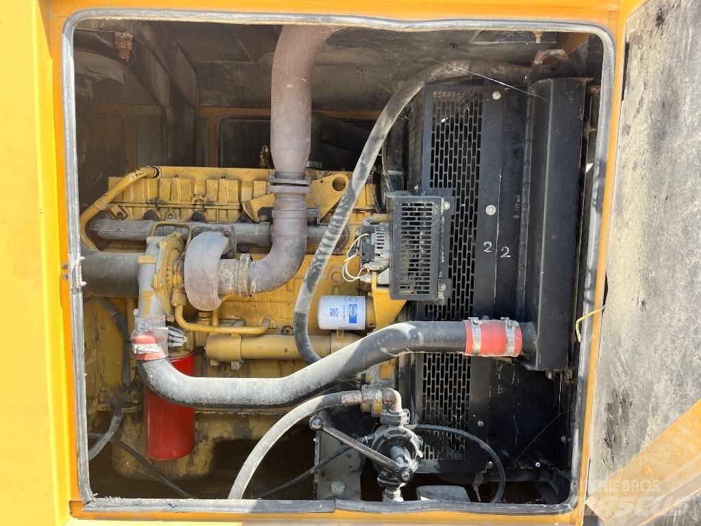 CAT GEH 250 Dyzeliniai generatoriai