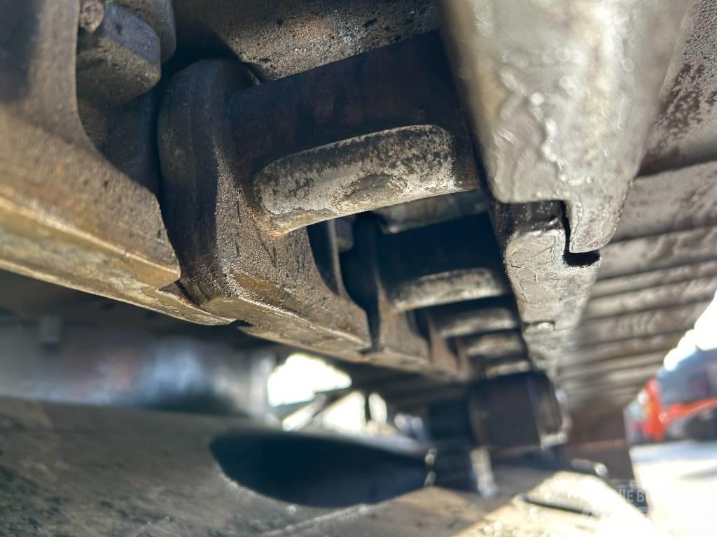 Hitachi ZX 135 US-3 Vikšriniai ekskavatoriai